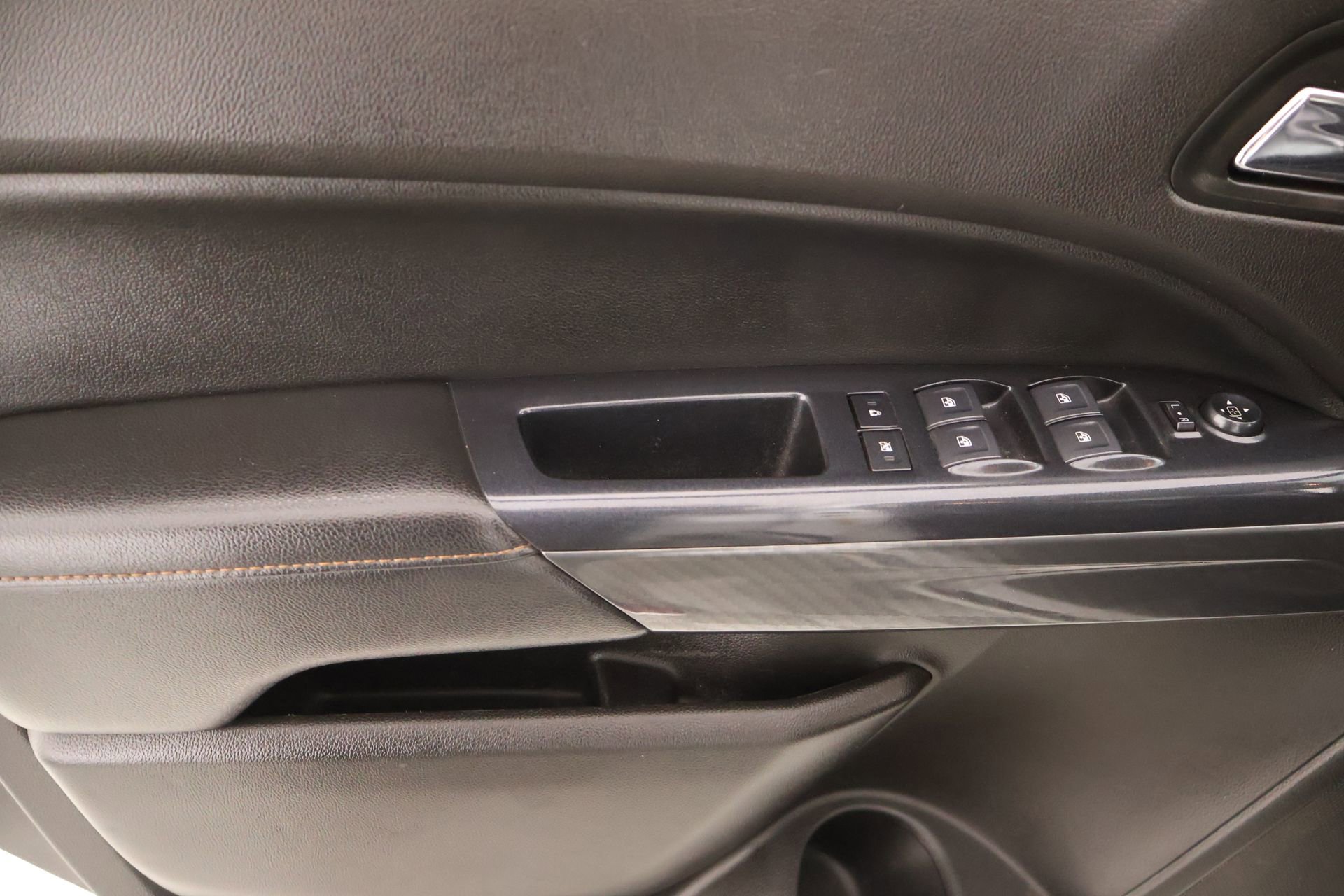 Used 2021 GMC Canyon AT4 w/ Driver Alert Package image 16