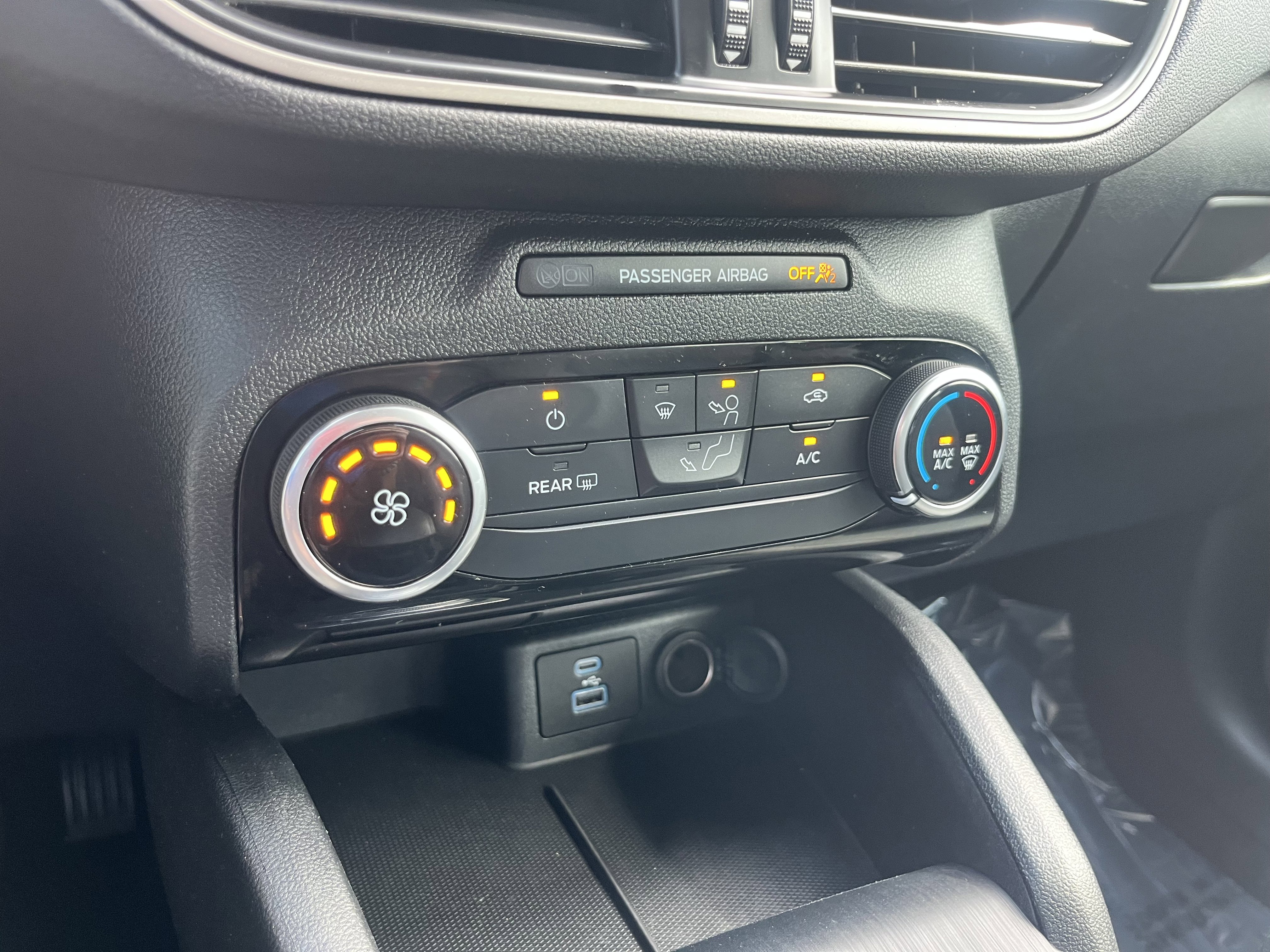 Used 2022 Ford Escape S FWD image 28