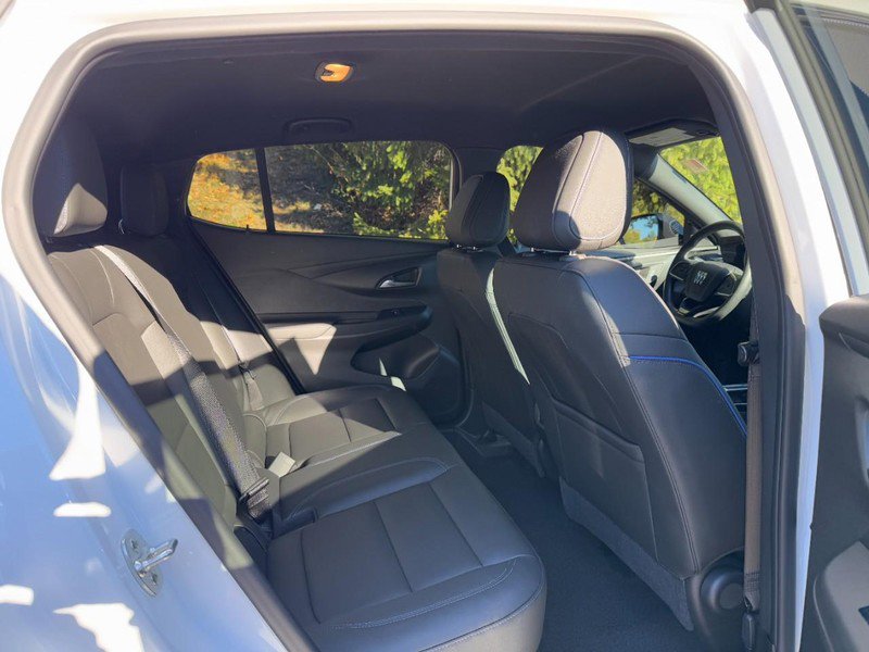 Used 2024 Buick Envista Sport Touring w/ Convenience II Package image 11