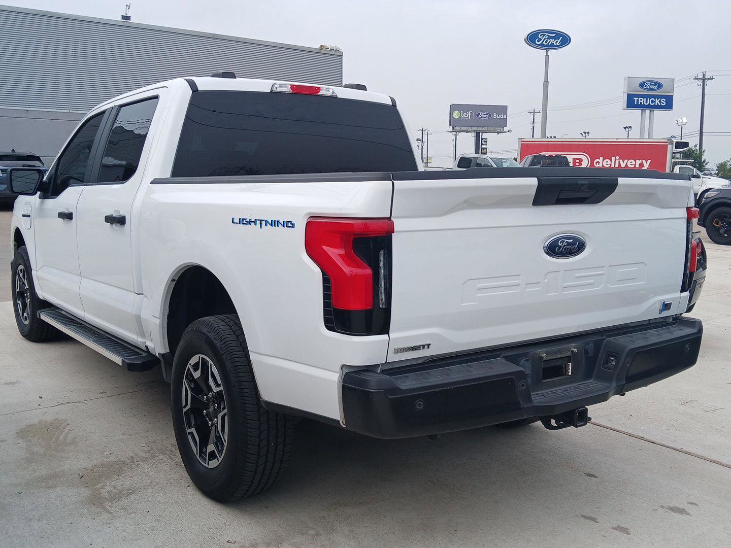 Used 2022 Ford F150 Lightning Pro AWD/4WD image 9