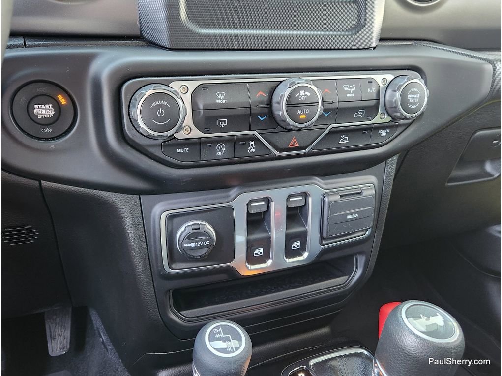 Used 2023 Jeep Wrangler Sport AWD/4WD image 33