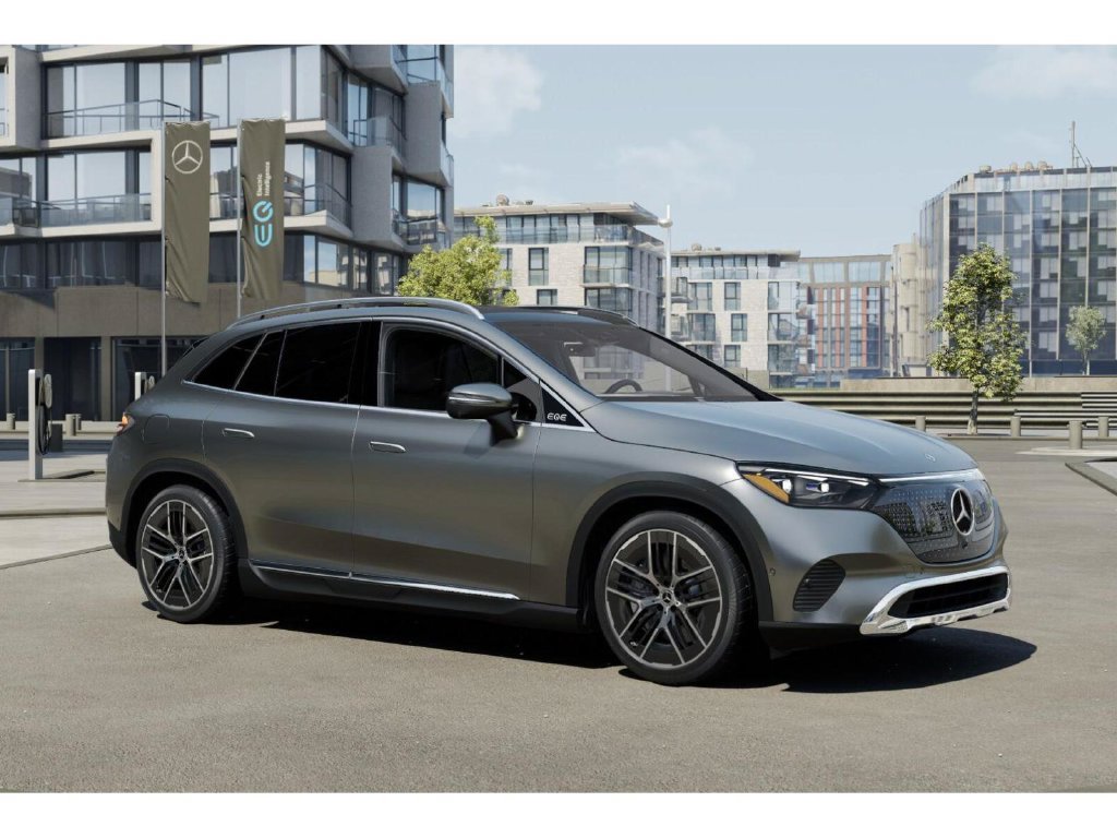 New 2026 Mercedes-Benz EQE 320 4MATIC SUV image 12