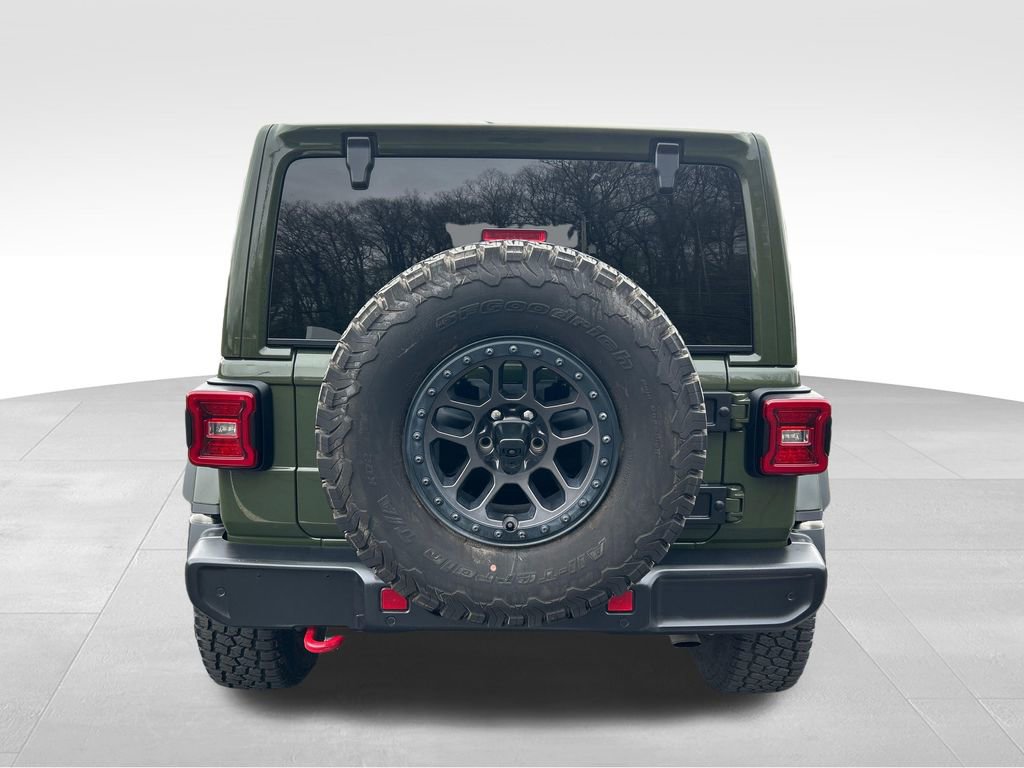 Used 2021 Jeep Wrangler Unlimited Rubicon w/ Xtreme Recon 35" Tire Package AWD/4WD image 4