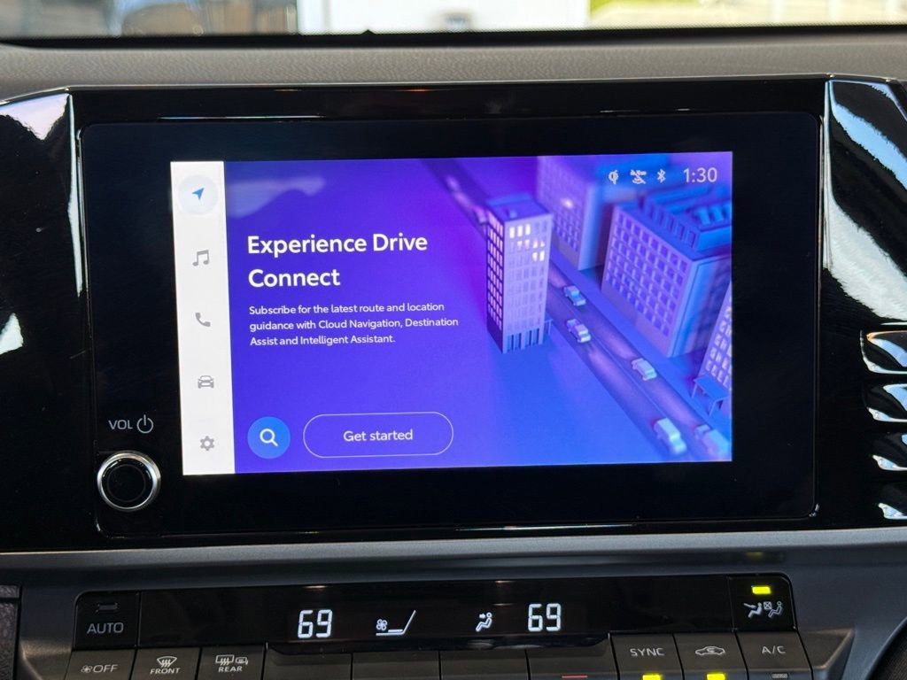 Used 2025 Toyota Camry LE image 28