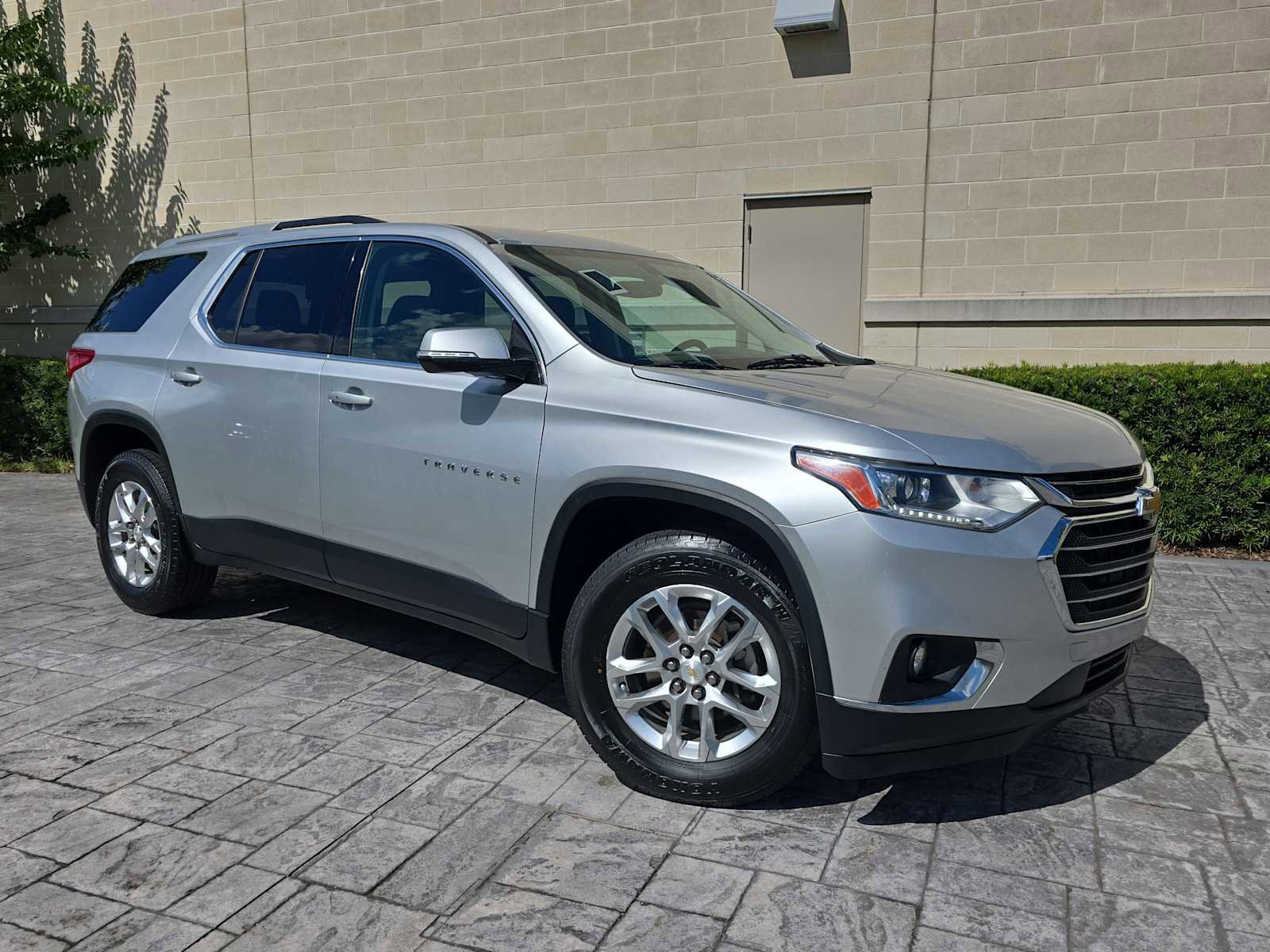 Used 2018 Chevrolet Traverse LT image 26