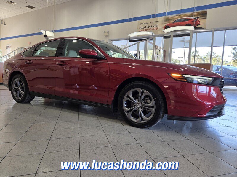 Used 2024 Honda Accord EX image 3