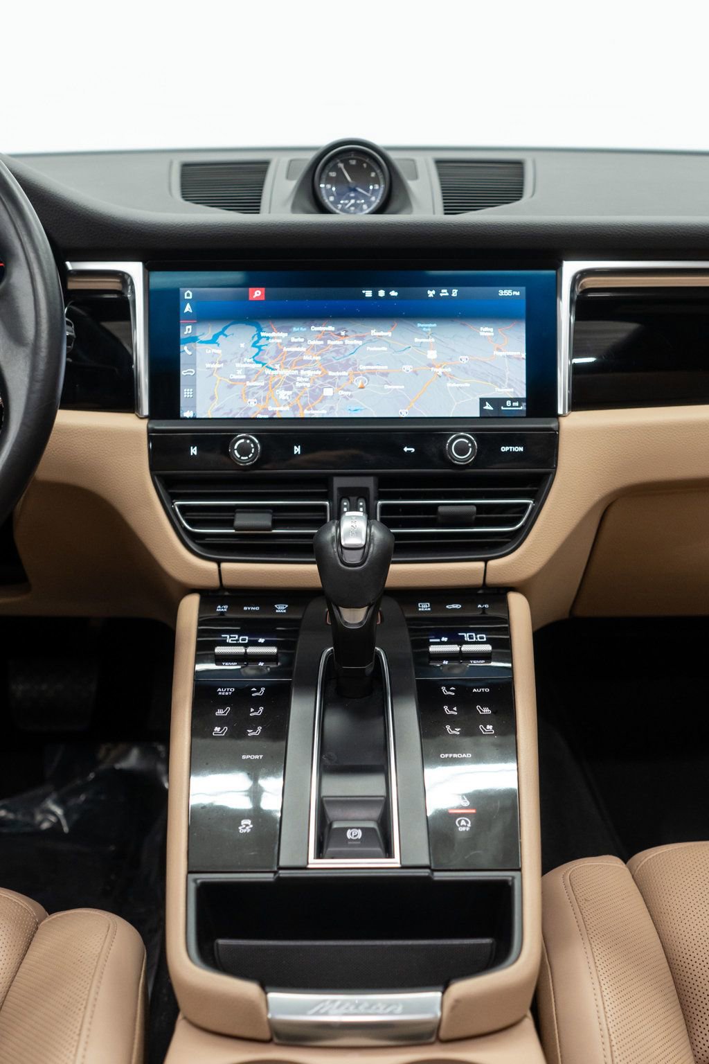 Used 2023 Porsche Macan image 24