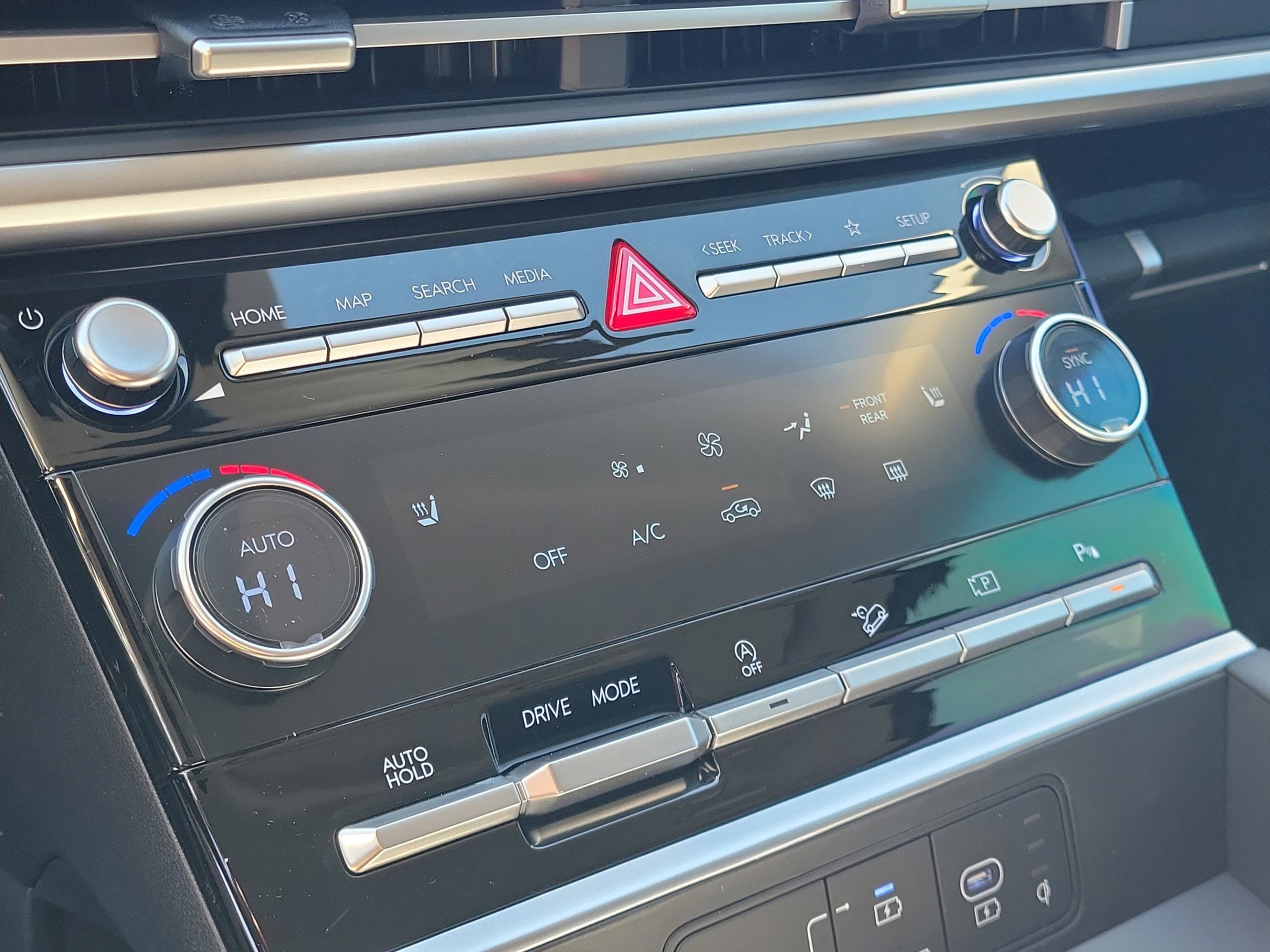 New 2026 Hyundai Santa Fe SEL image 25