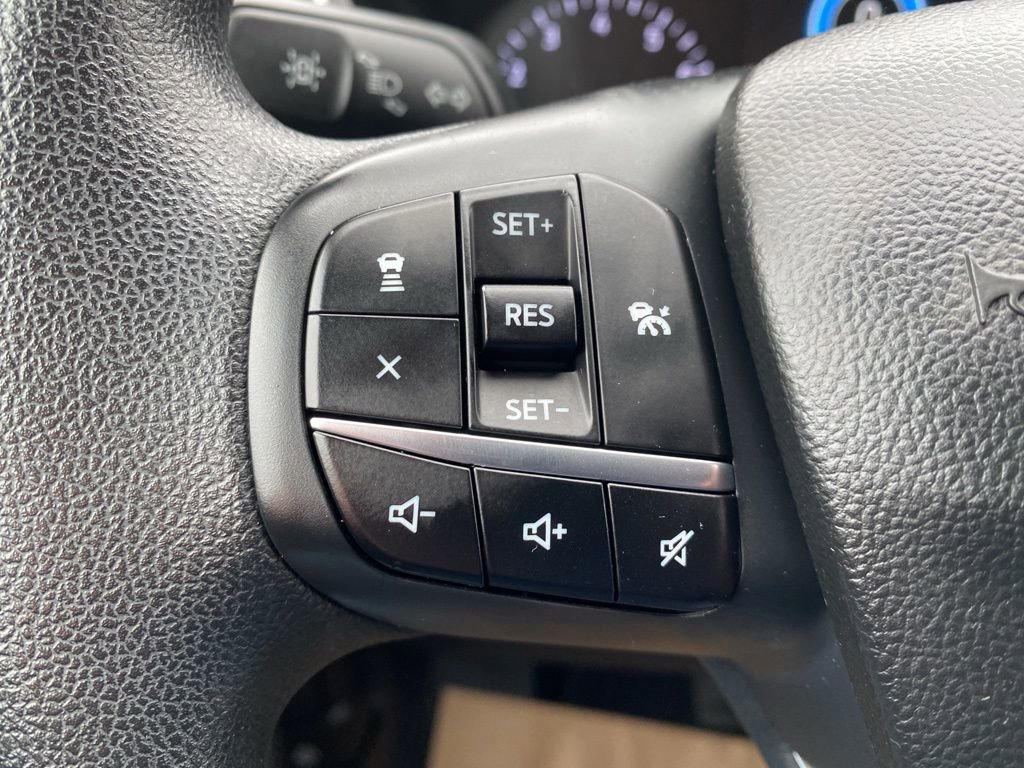 Used 2020 Ford Escape SE image 20