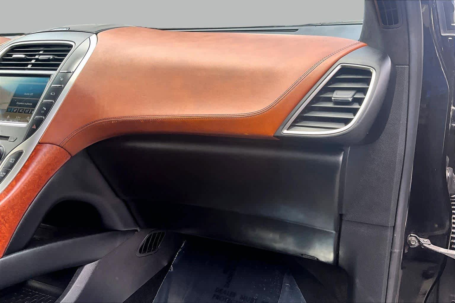 Used 2018 Lincoln MKX Black Label w/ Driver Assistance Package FWD image 19