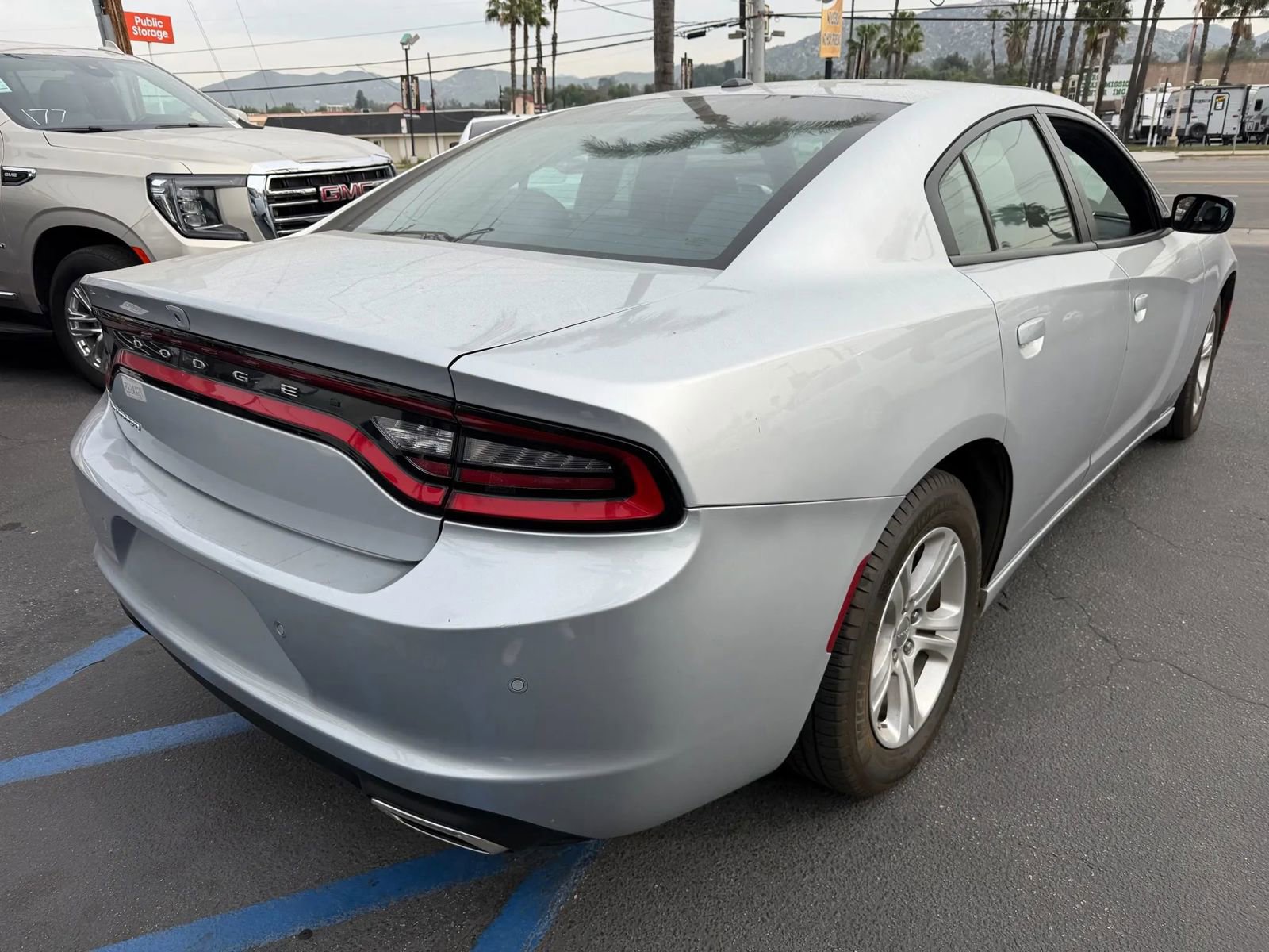 Used 2022 Dodge Charger SXT w/ Leather Interior Group image 8