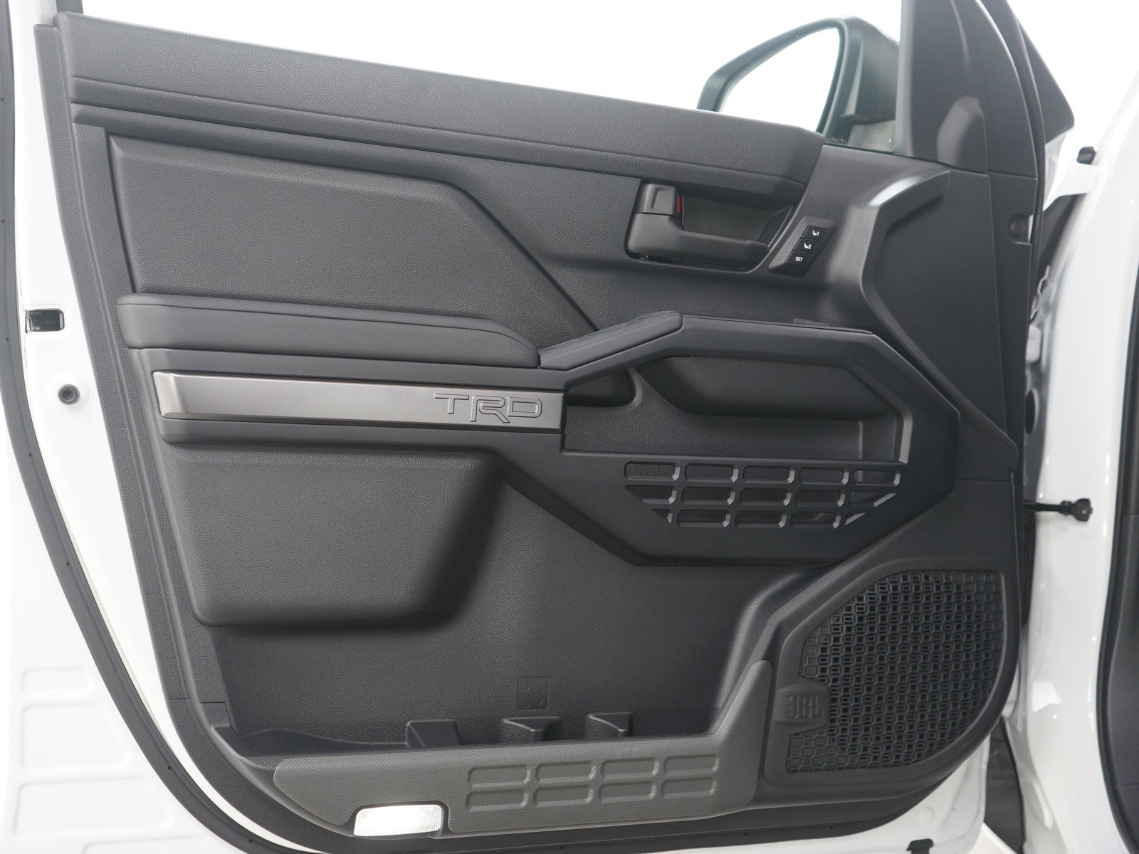 Used 2025 Toyota 4Runner TRD Off-Road Premium image 23