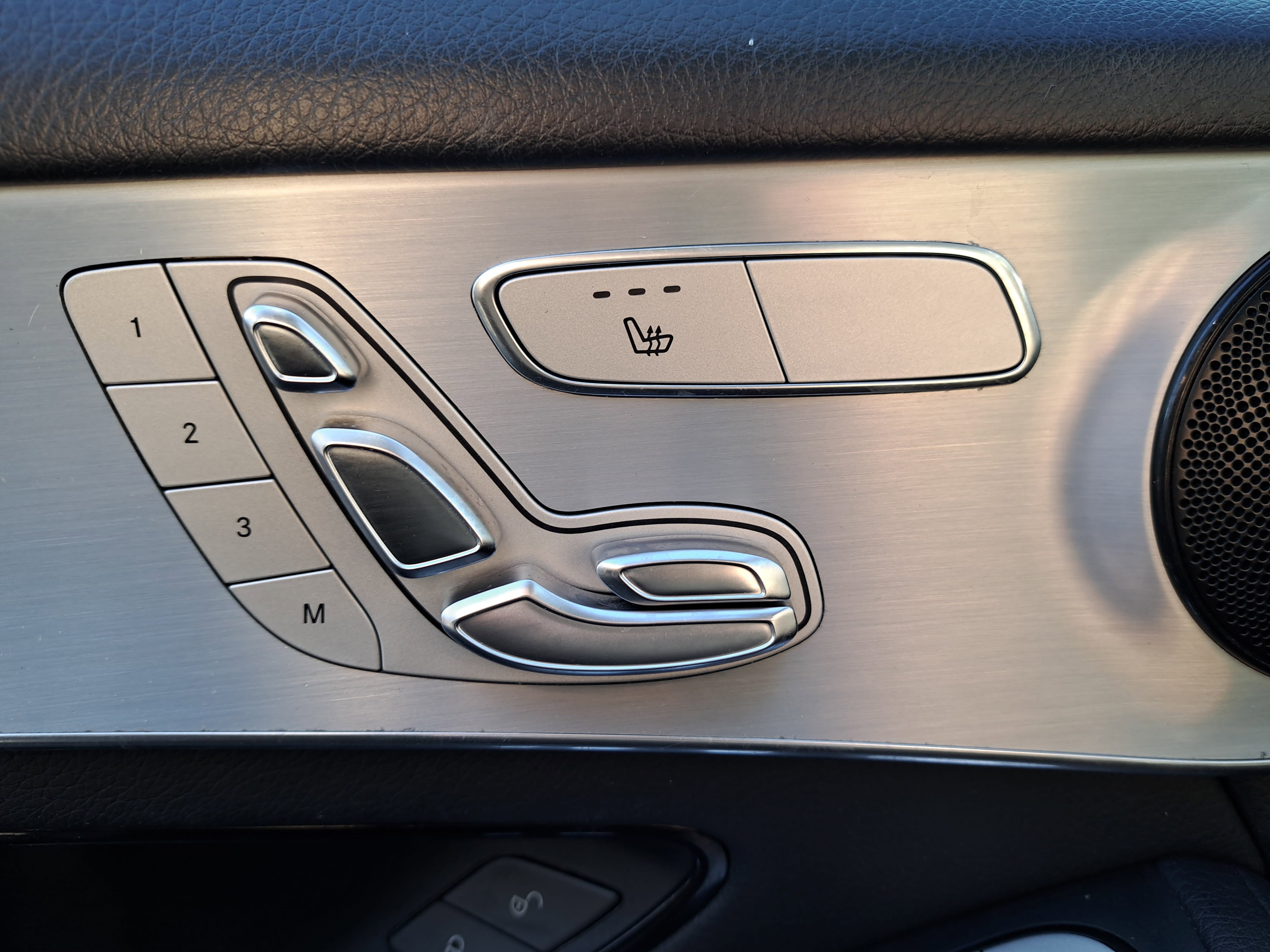 Used 2019 Mercedes-Benz GLC 300 image 29