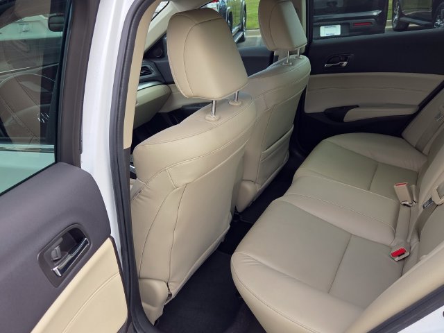 Used 2018 Acura ILX FWD image 8