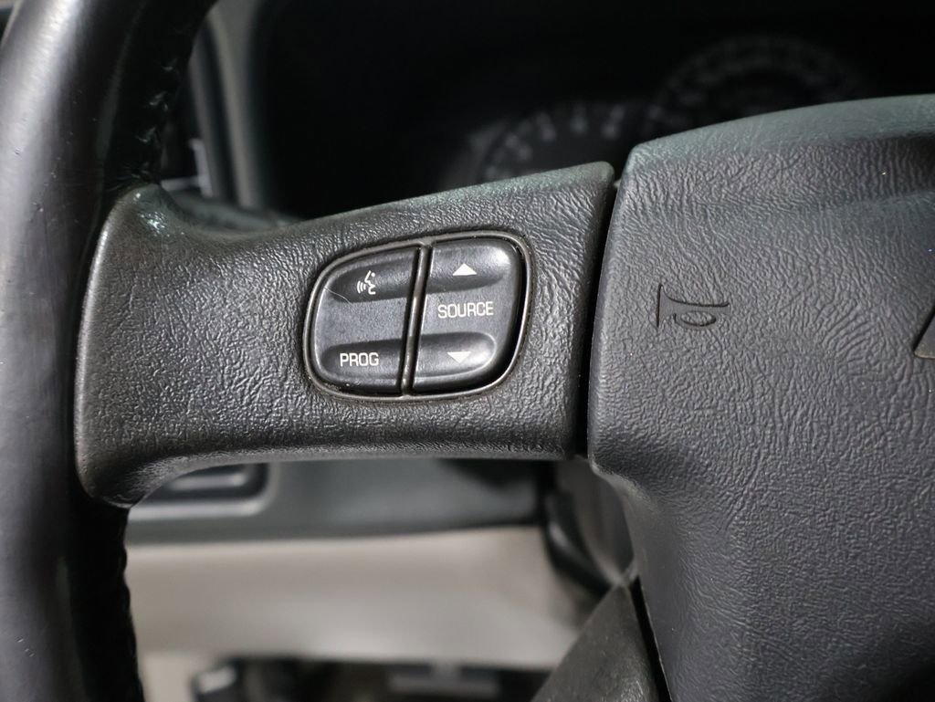 Used 2006 Chevrolet Avalanche LS image 27