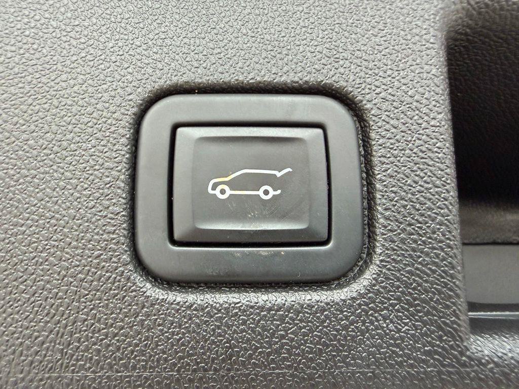 Used 2024 Chevrolet Equinox LT FWD image 26