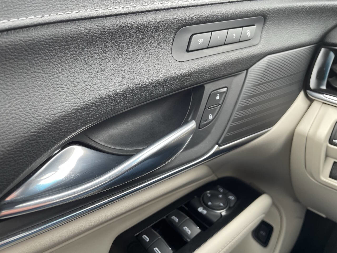 Used 2021 Cadillac CT4 Premium Luxury image 23