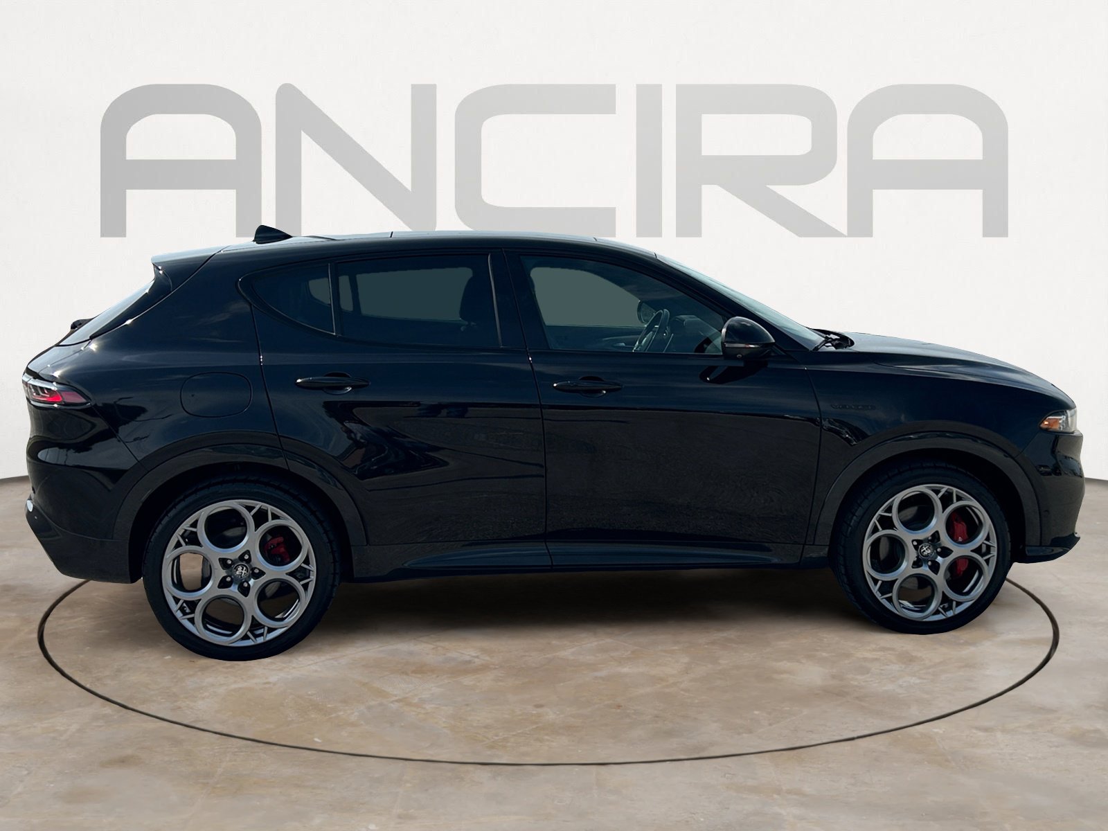 Used 2024 Alfa Romeo Tonale Veloce AWD/4WD image 7