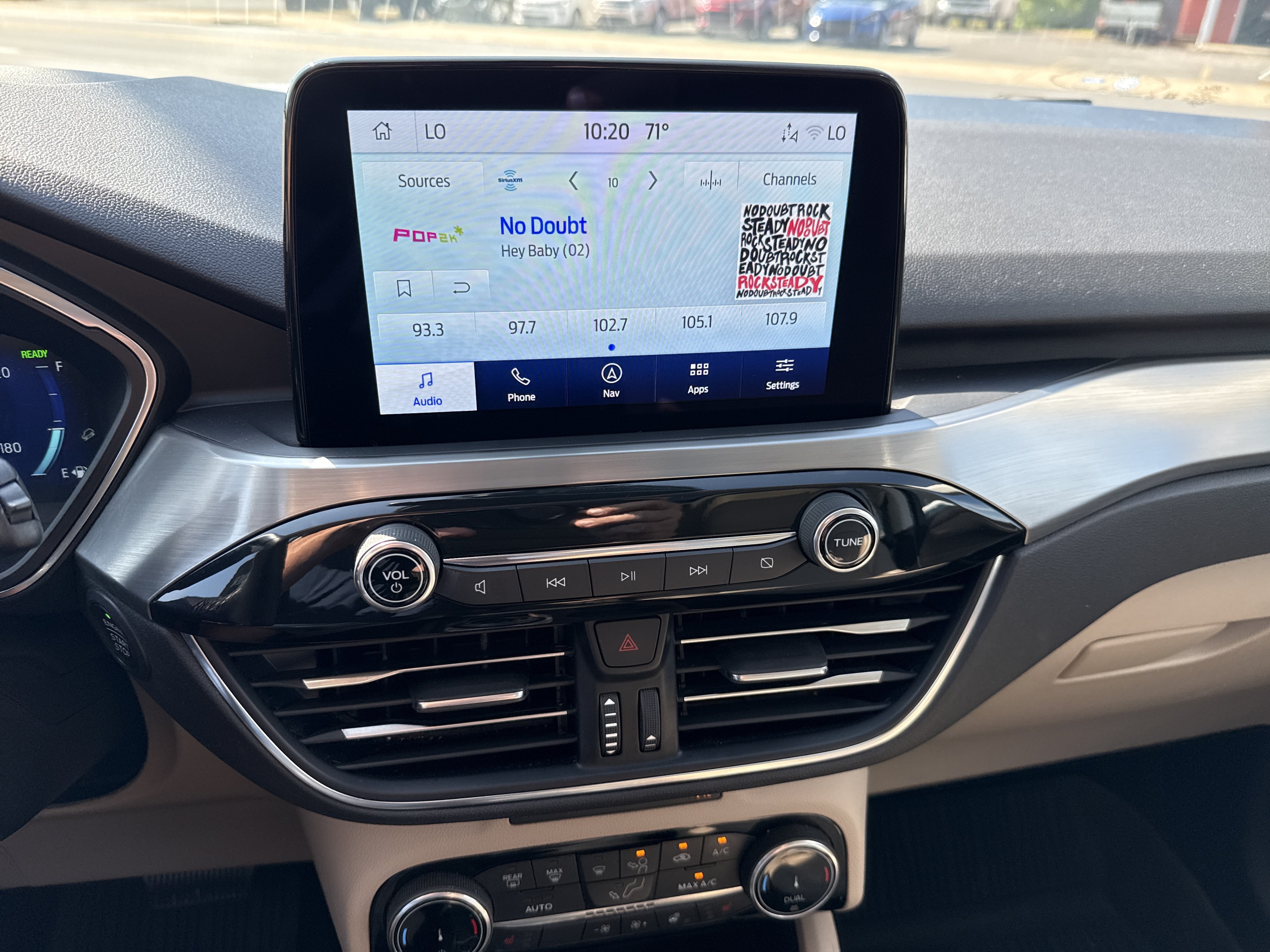 Used 2022 Ford Escape Titanium AWD/4WD image 24