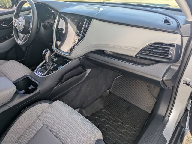 Used 2025 Subaru Outback Premium image 24