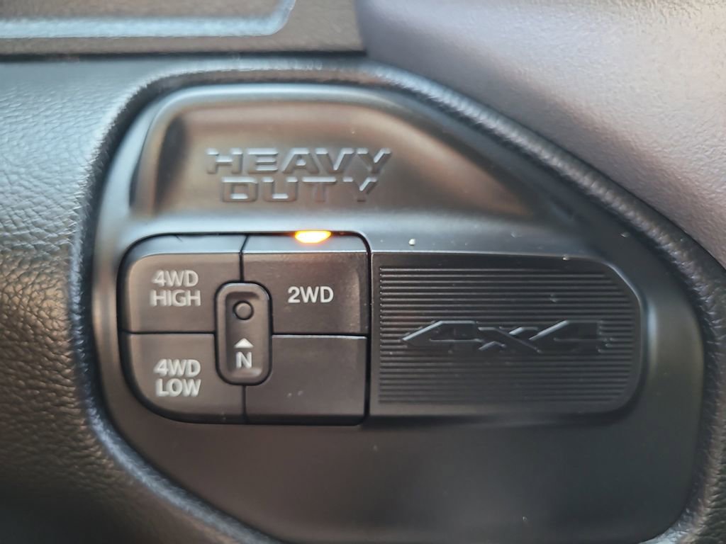Used 2019 RAM 2500 Big Horn image 27