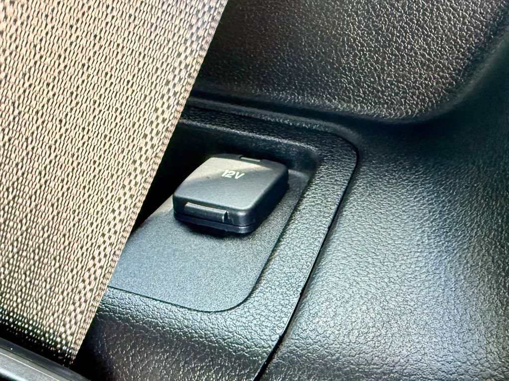 Used 2021 Ford Expedition Limited AWD/4WD image 19