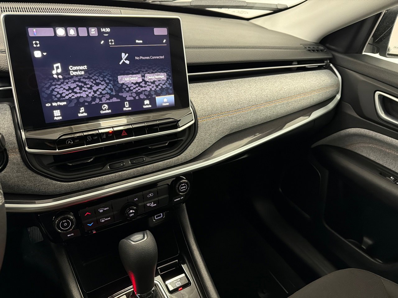 Used 2022 Jeep Compass Sport image 24