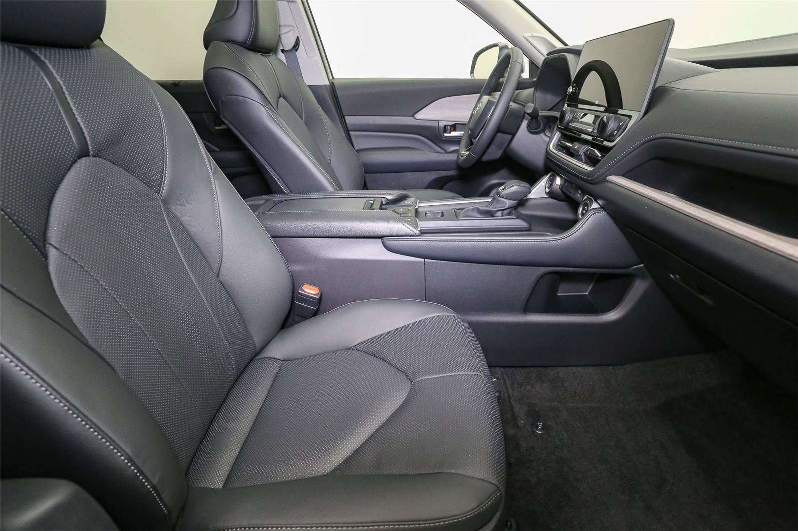 New 2026 Toyota Grand Highlander Limited image 14