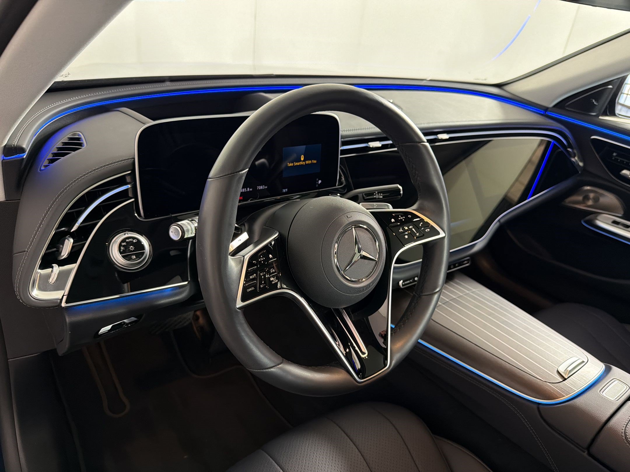 Certified 2024 Mercedes-Benz E 450 4MATIC Sedan image 4