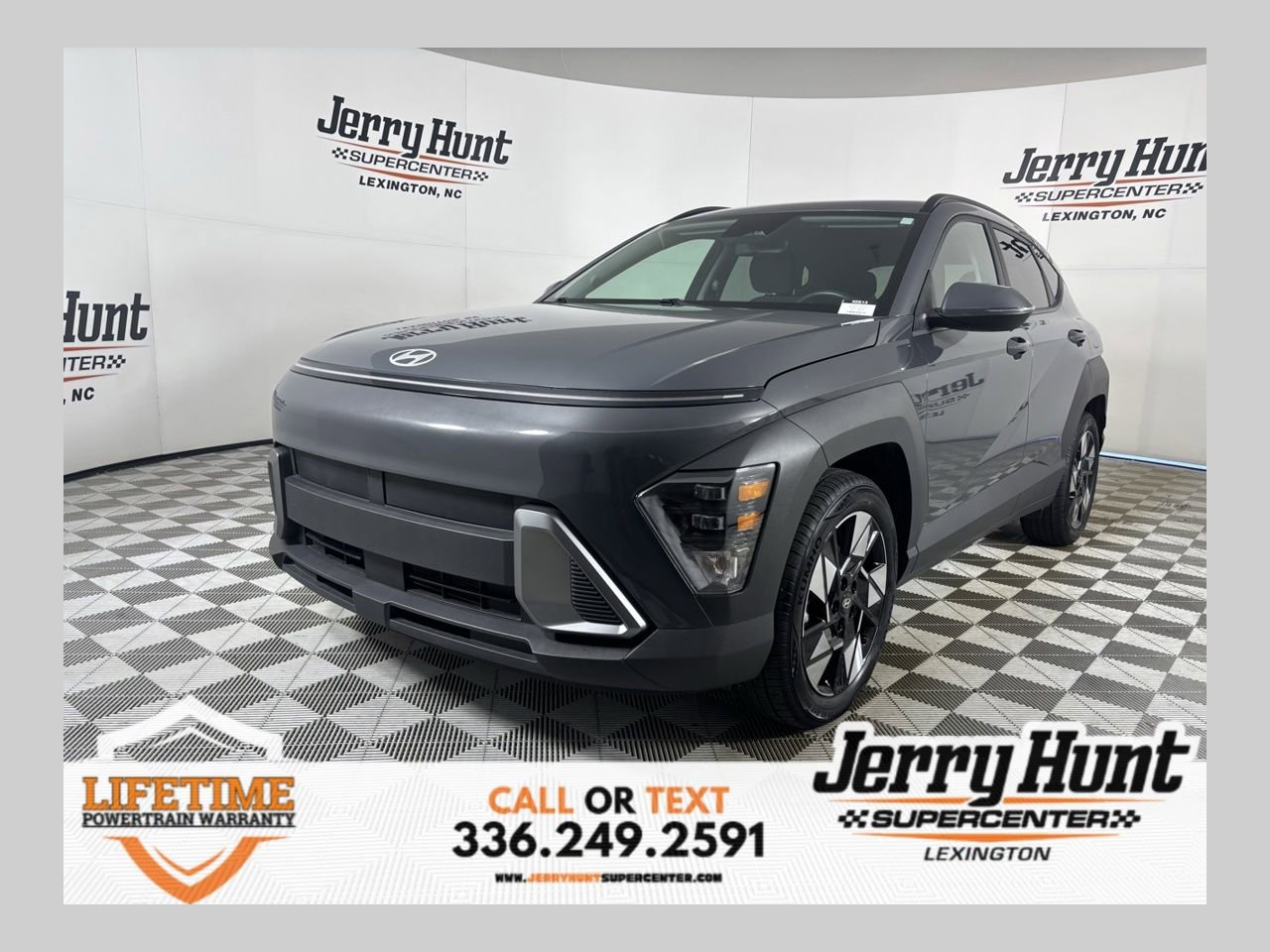 Used 2024 Hyundai Kona SEL image 1