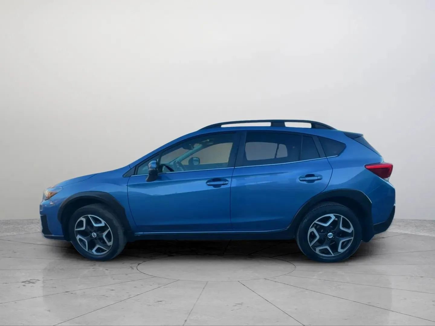 Used 2018 Subaru Crosstrek 2.0i Limited image 2