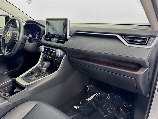 Used 2021 Toyota RAV4 Limited image 45