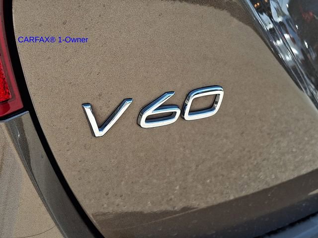 Used 2017 Volvo V60 T5 Cross Country AWD/4WD image 32