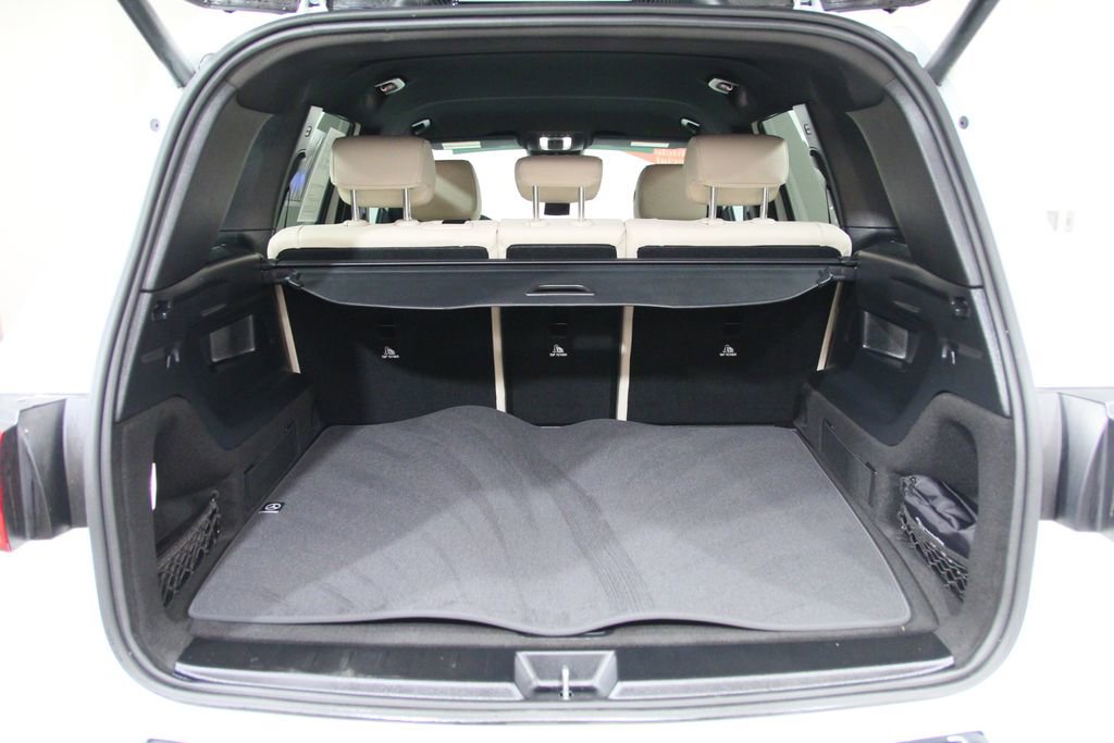 Certified 2025 Mercedes-Benz GLB 250 4MATIC image 27