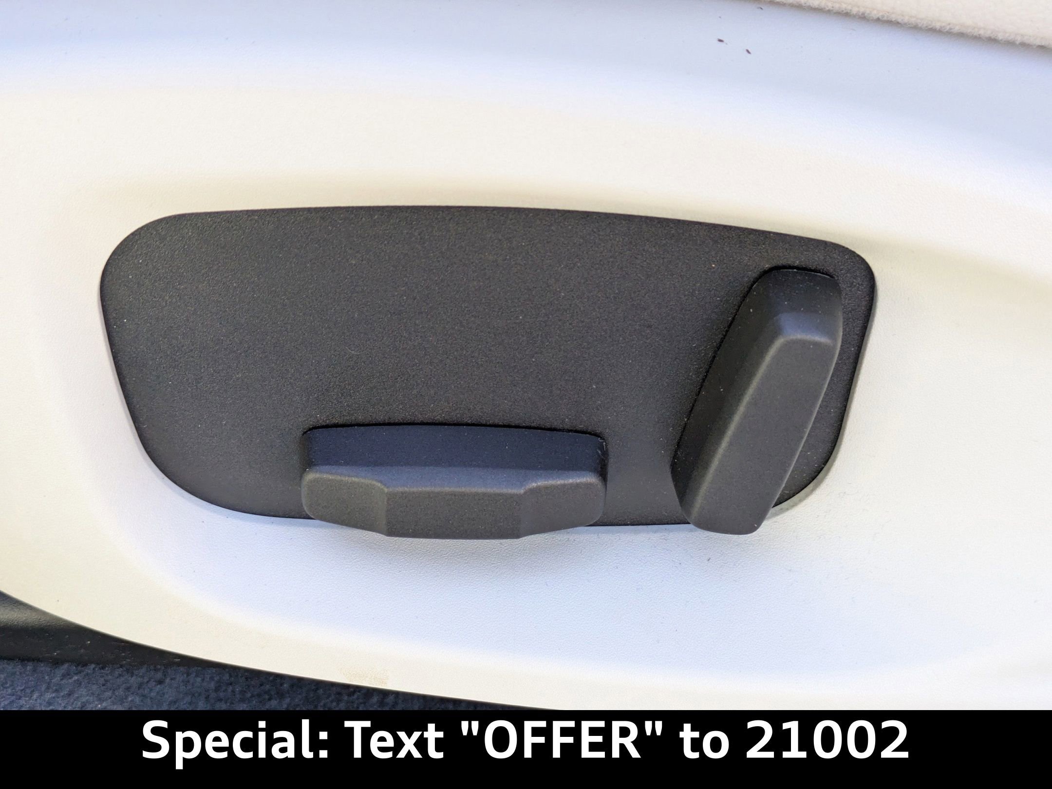 Used 2020 Jaguar E-PACE image 21