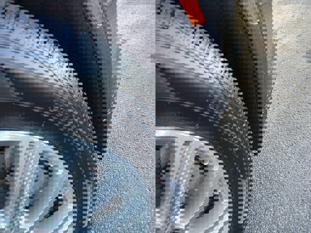 Used 2017 Cadillac XT5 Luxury w/ Driver Awareness Package image 12