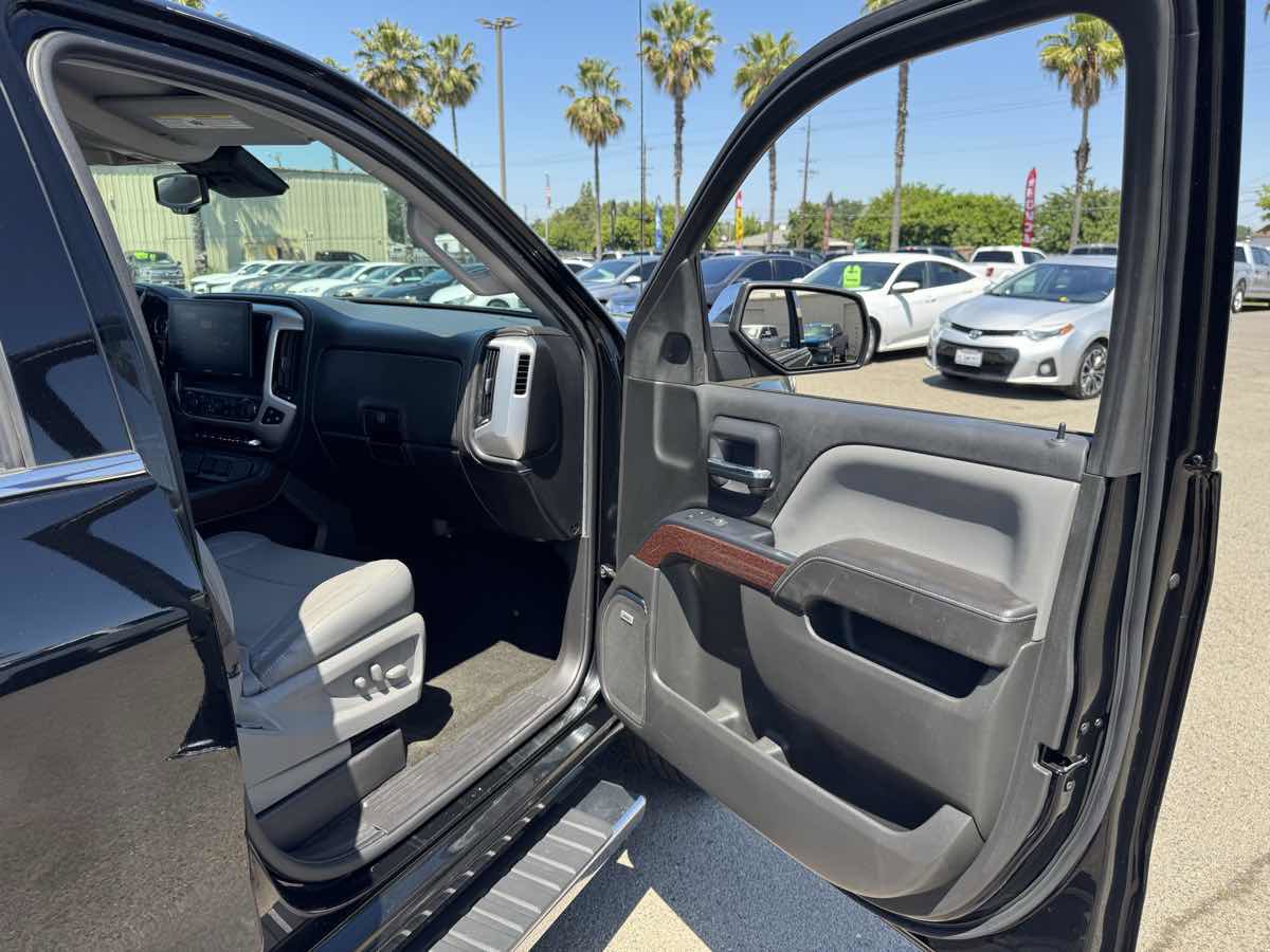 Used 2017 GMC Sierra 1500 SLT AWD/4WD image 17