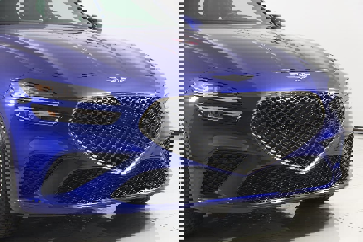 Used 2024 Genesis G70 3.3T Advanced image 47