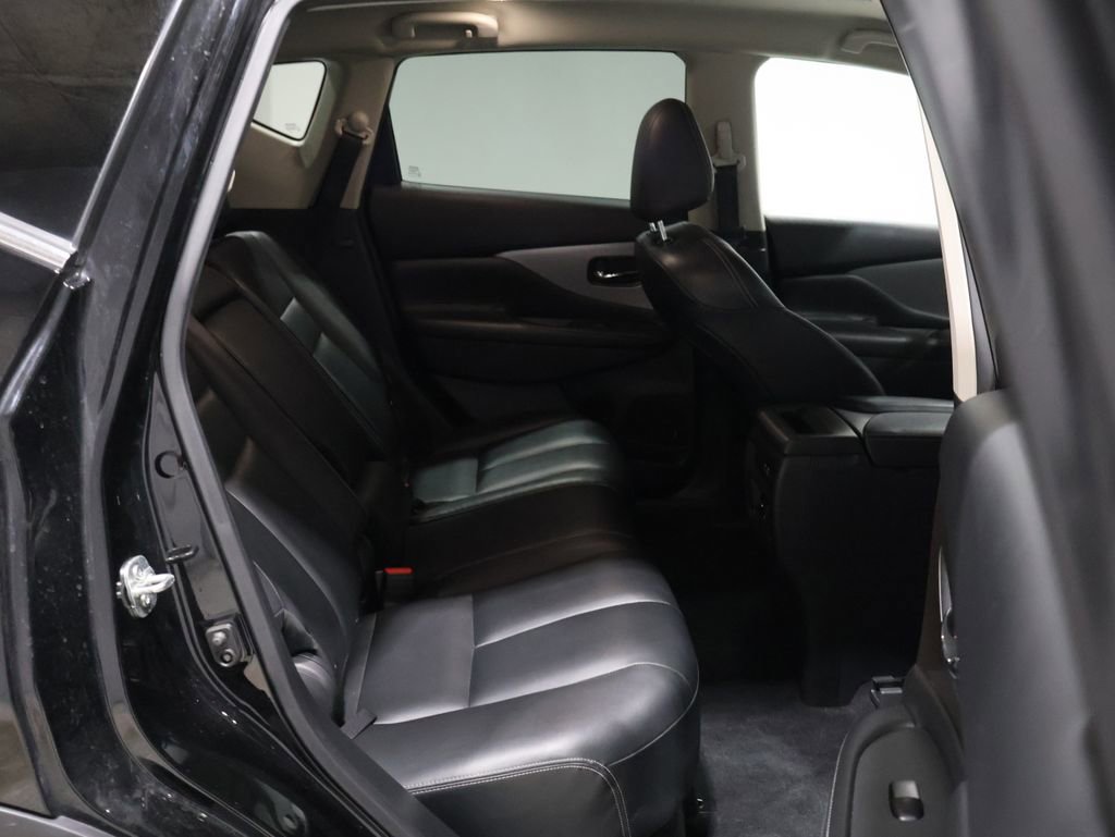 Used 2023 Nissan Murano SV image 20