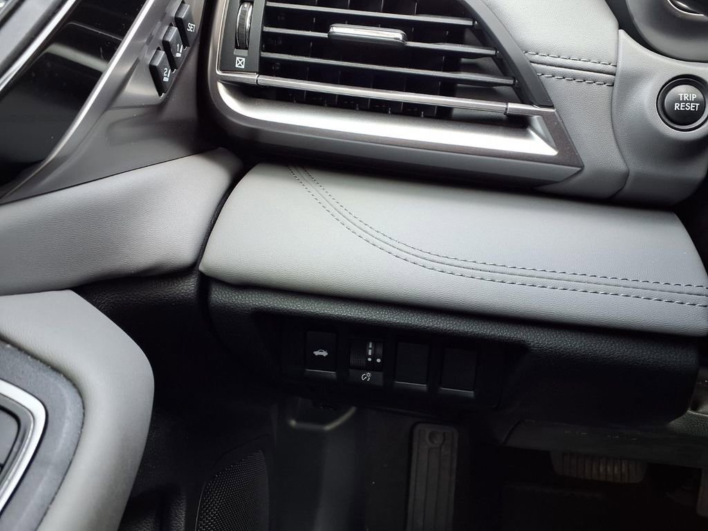 Certified 2023 Subaru Legacy Limited image 15