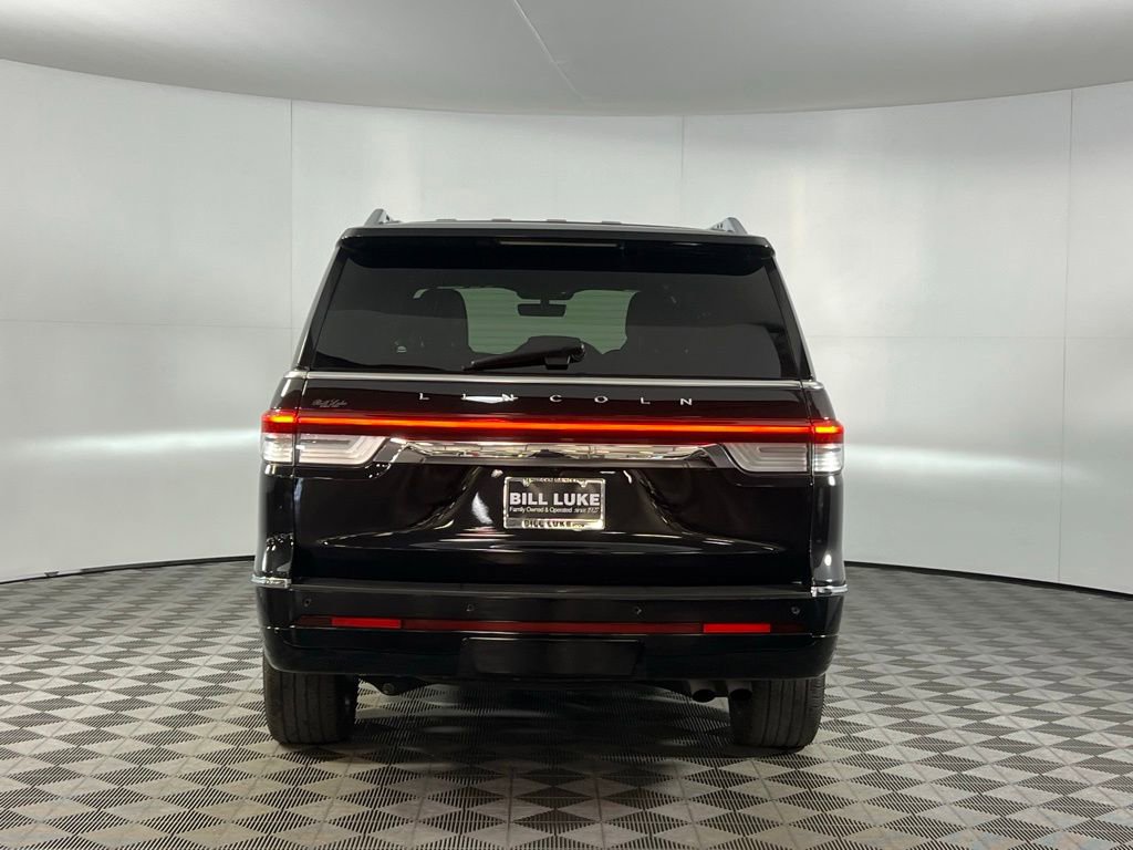 Used 2024 Lincoln Navigator Reserve image 6