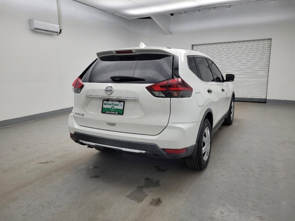 Used 2018 Nissan Rogue S image 9
