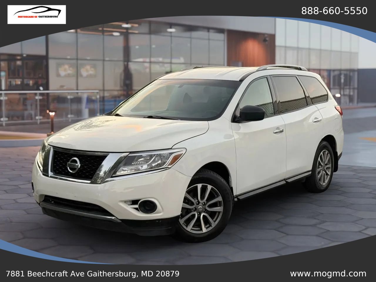 Used 2016 Nissan Pathfinder S image 1
