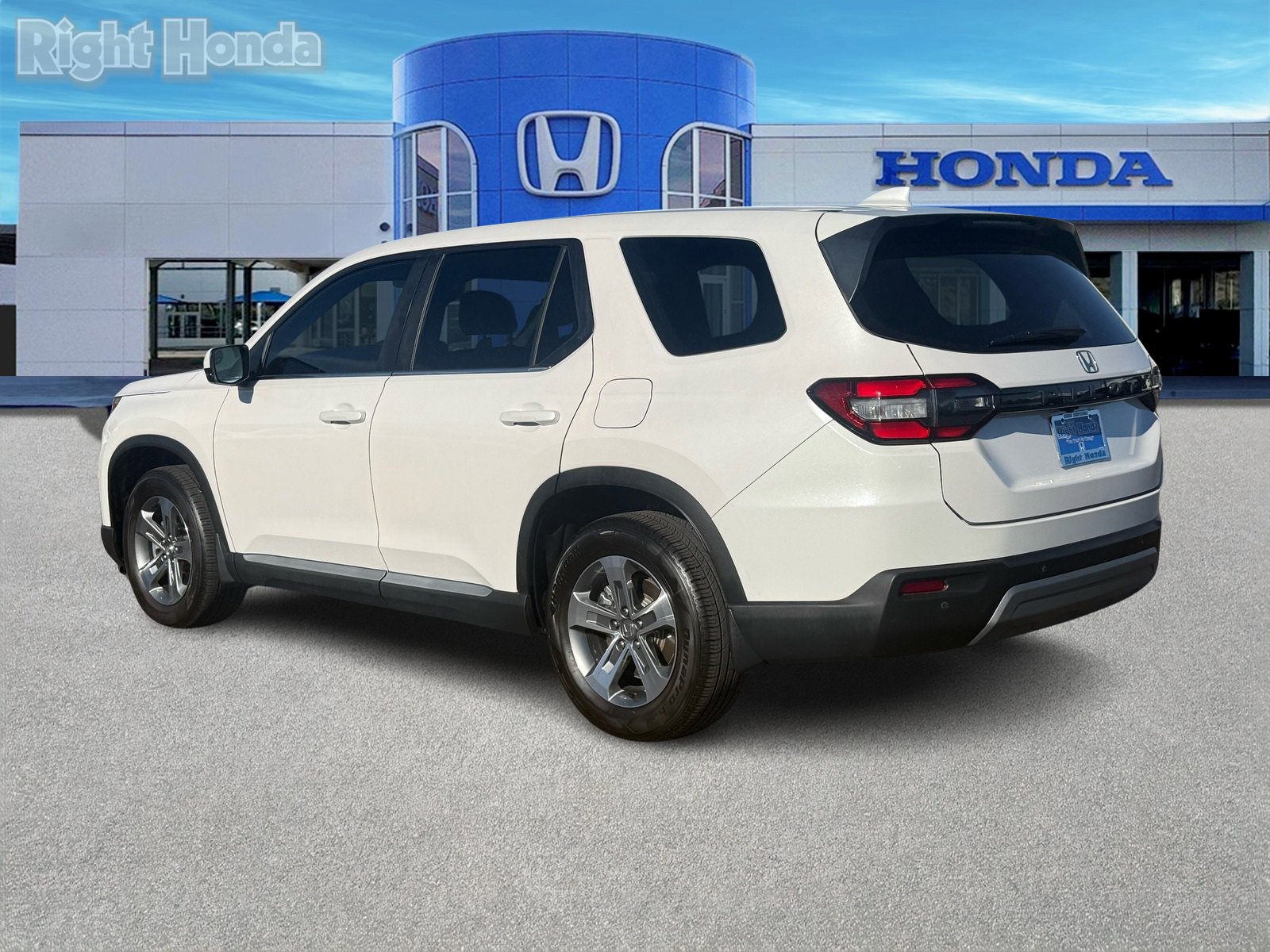 Certified 2023 Honda Pilot EX-L image 5