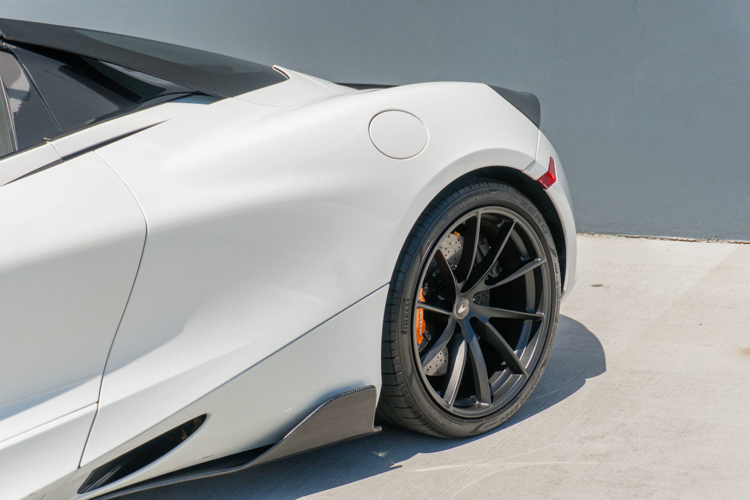 Used 2021 McLaren 720S Spider image 26