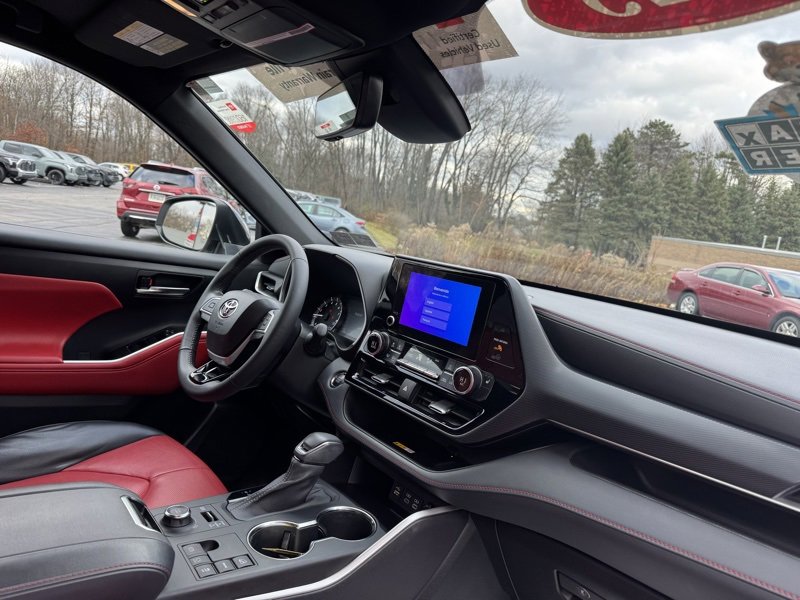 Certified 2023 Toyota Highlander XSE image 49