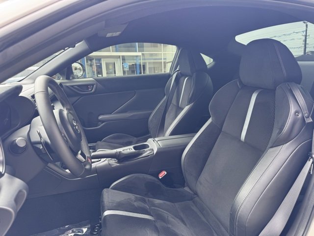 Used 2024 Toyota GR86 Premium image 16