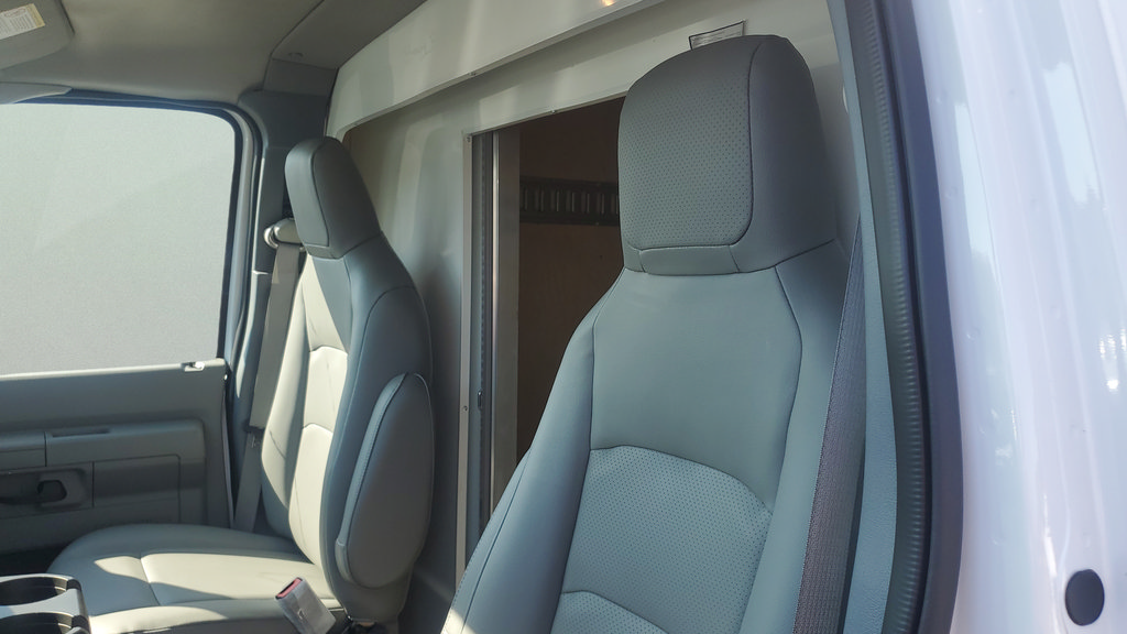 New 2026 Ford E-350 and Econoline 350 Super Duty RWD image 20