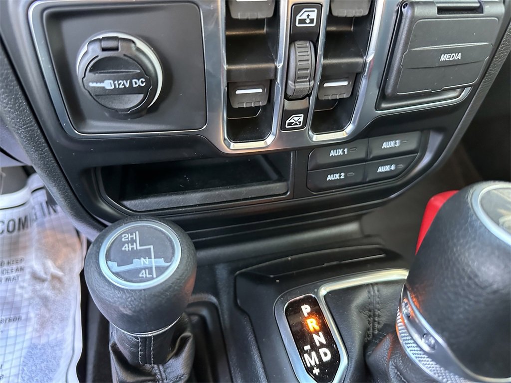 New 2023 Jeep Gladiator Willys image 28