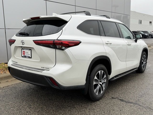 Certified 2020 Toyota Highlander XLE image 43